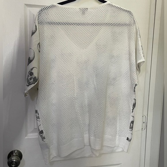 Black and white skill print top - Picture 2 of 3